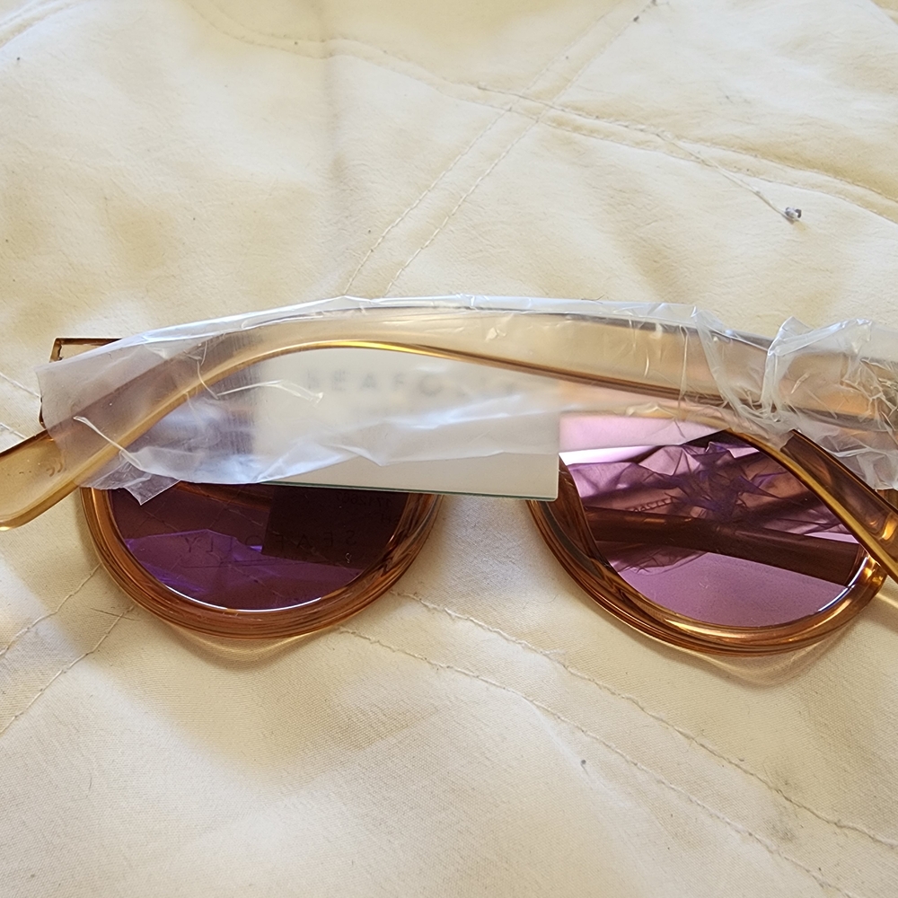 Seafolly Bronte Blush Round Frame Sunglasses - Picture 3 of 5